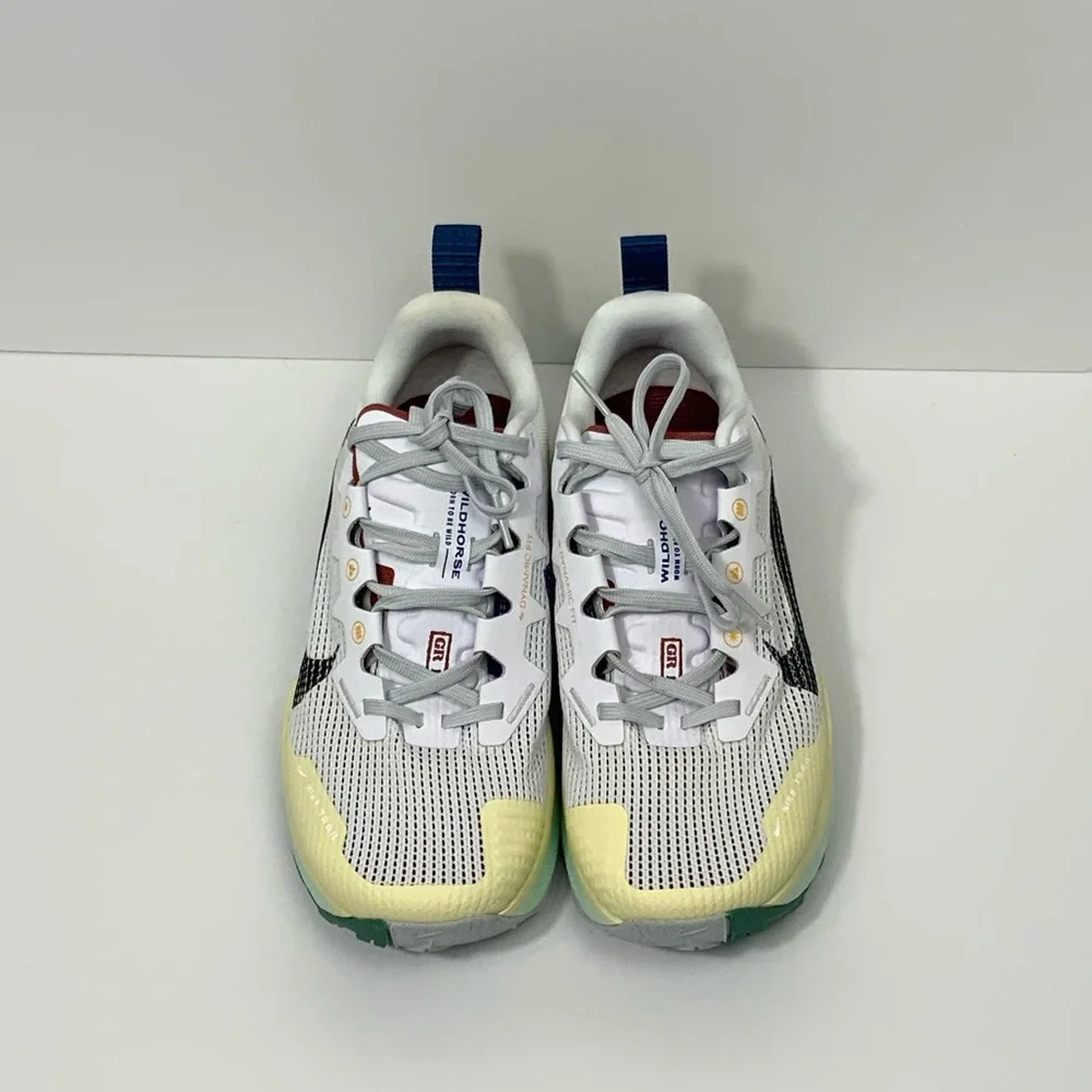 Nike Women's Snikers Sz 7.5 React Wildhorse Trail Hiking Running Shoe DR2689 101 - Picture 13 of 16